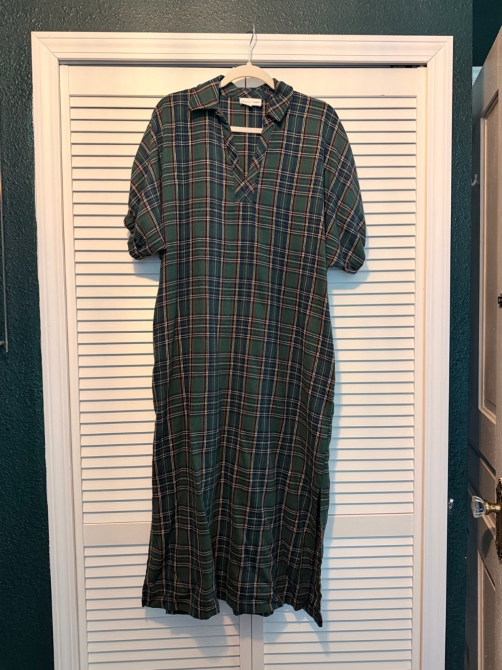 entro Green Plaid Collared Maxi Dress